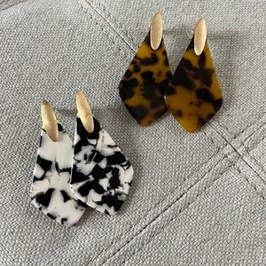 Tortoise Statement Earrings - 2 Pairs